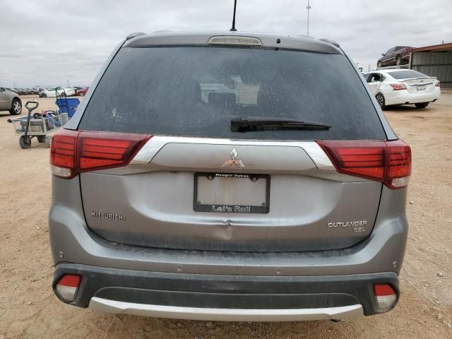 2016 Mitsubishi Outlander SE