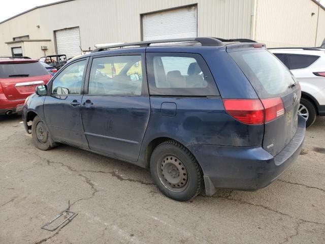 2005 Toyota Sienna CE