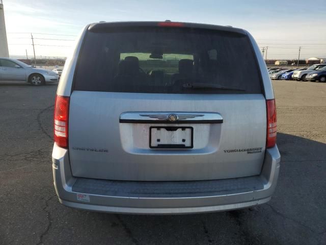 2009 Chrysler Town & Country Touring