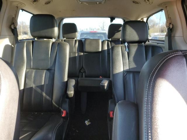 2015 Chrysler Town & Country Touring