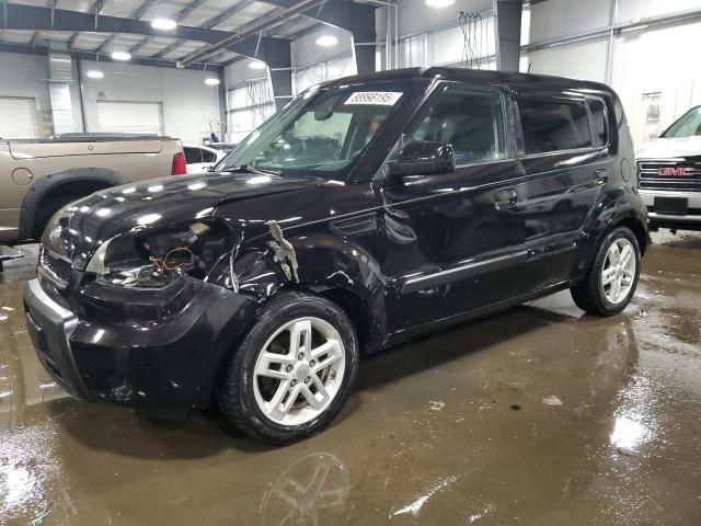 2010 KIA Soul +