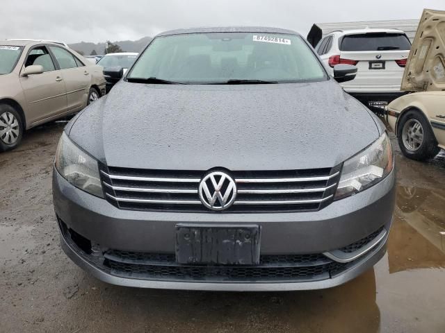 2014 Volkswagen Passat SE