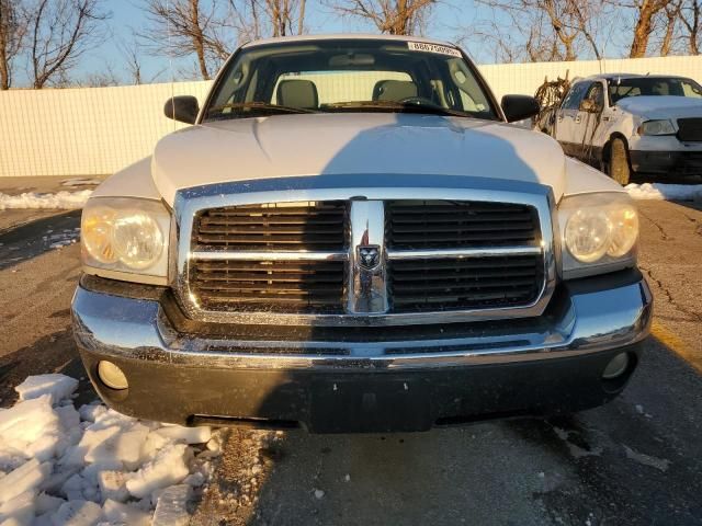 2005 Dodge Dakota Quad SLT