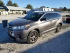 2017 Toyota Highlander SE