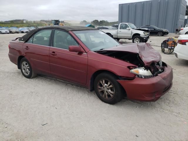 2005 Toyota Camry LE