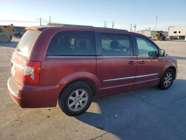 2013 Chrysler Town & Country Touring