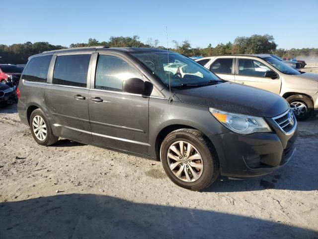 2012 Volkswagen Routan SE