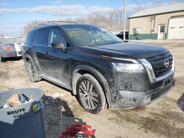 2022 Nissan Pathfinder Platinum