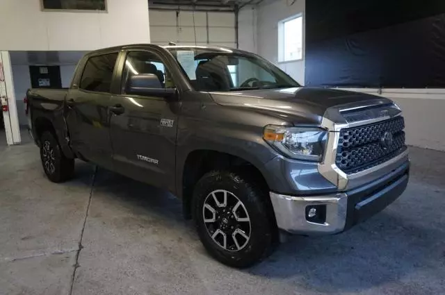 2018 Toyota Tundra Crewmax SR5