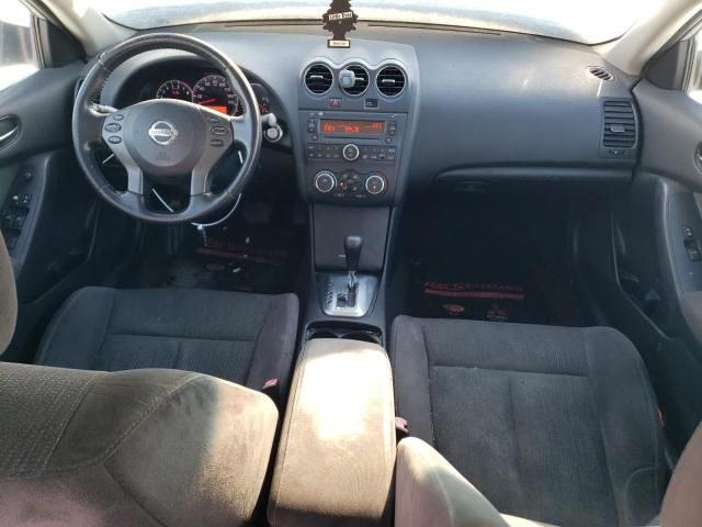 2011 Nissan Altima Base