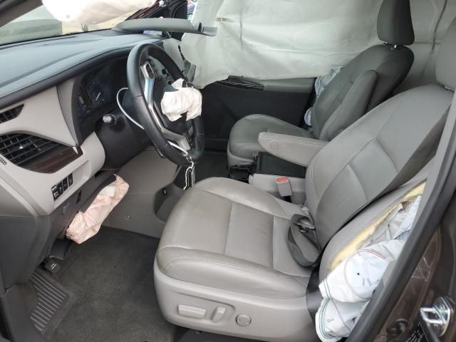 2015 Toyota Sienna XLE