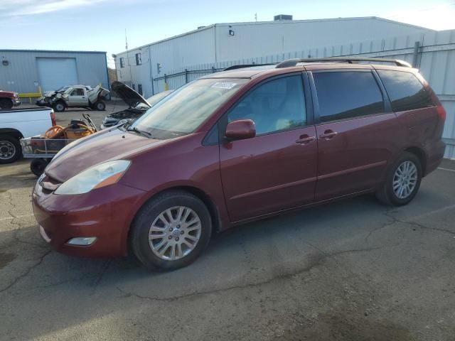 2009 Toyota Sienna XLE