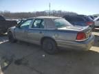 2000 Ford Crown Victoria