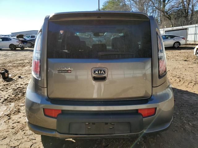 2011 KIA Soul +