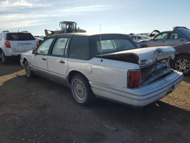 1992 Lincoln Town Car Signature