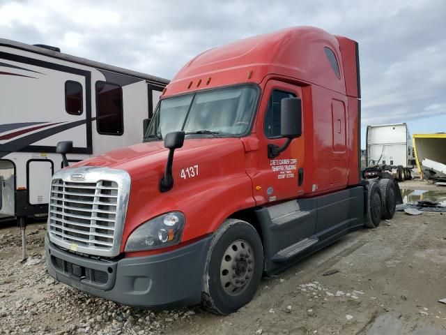 2018 Freightliner Cascadia 125