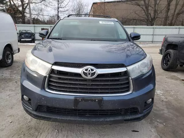 2016 Toyota Highlander XLE