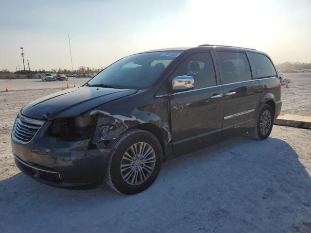 2014 Chrysler Town & Country Touring L