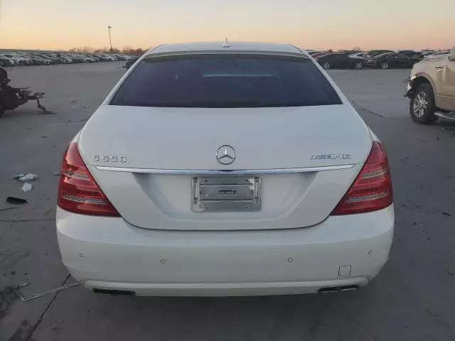 2010 Mercedes-Benz S 550