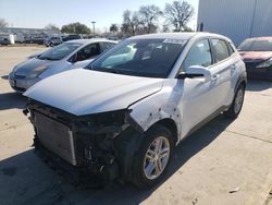 Hyundai Kona Vehiculos salvage en venta: 2020 Hyundai Kona SE