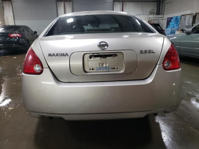 2004 Nissan Maxima SE