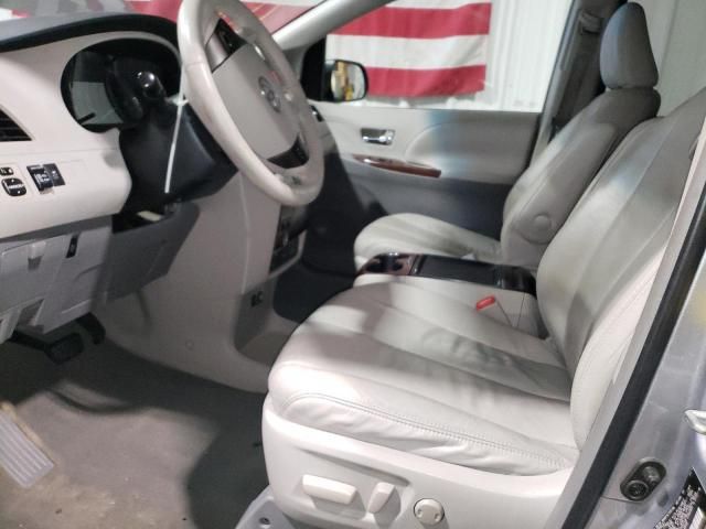 2011 Toyota Sienna XLE