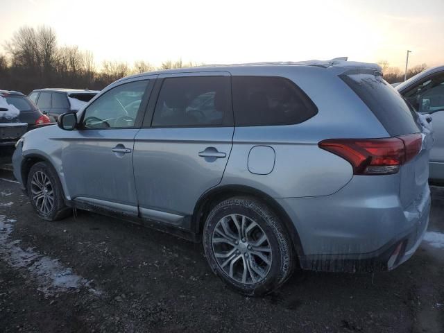 2017 Mitsubishi Outlander ES