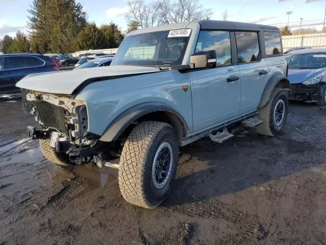 2023 Ford Bronco Base