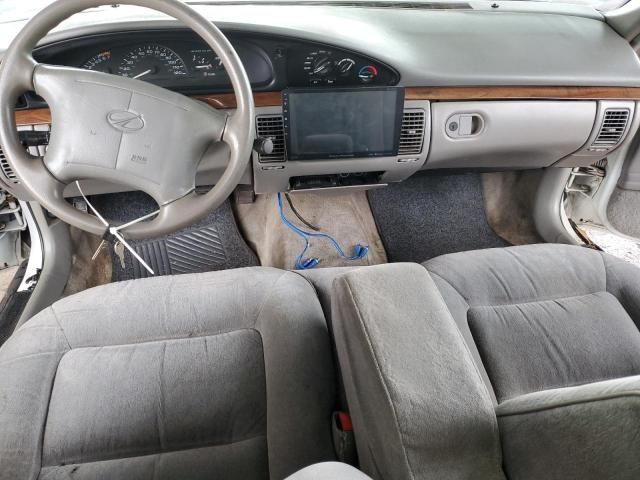 1999 Oldsmobile 88 Base