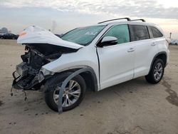 Salvage cars for sale at Fresno, CA auction: 2015 Toyota Highlander XLE