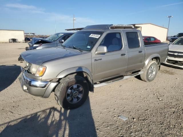 2000 Nissan Frontier Crew Cab XE