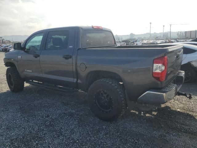 2016 Toyota Tundra Crewmax SR5