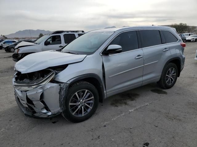 2018 Toyota Highlander SE