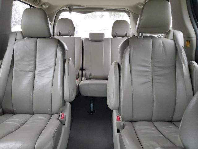 2011 Toyota Sienna XLE