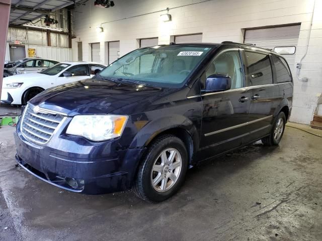 2010 Chrysler Town & Country Touring