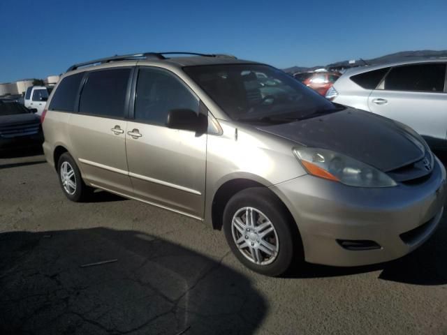 2006 Toyota Sienna CE