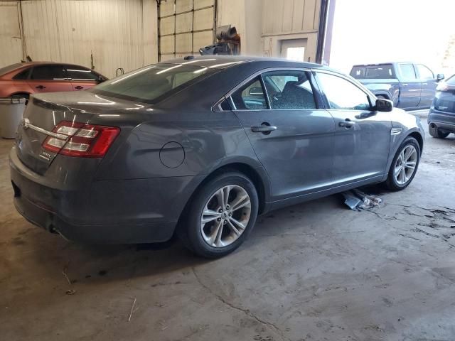 2018 Ford Taurus SEL