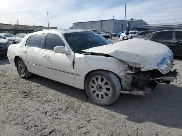 2007 Lincoln Town Car Signature Limited