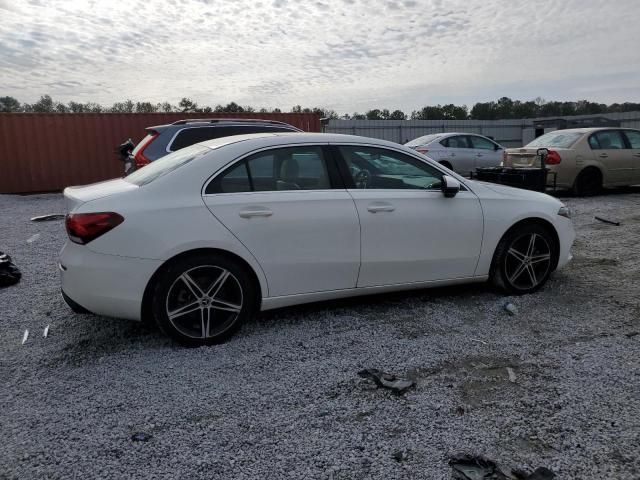 2019 Mercedes-Benz A 220