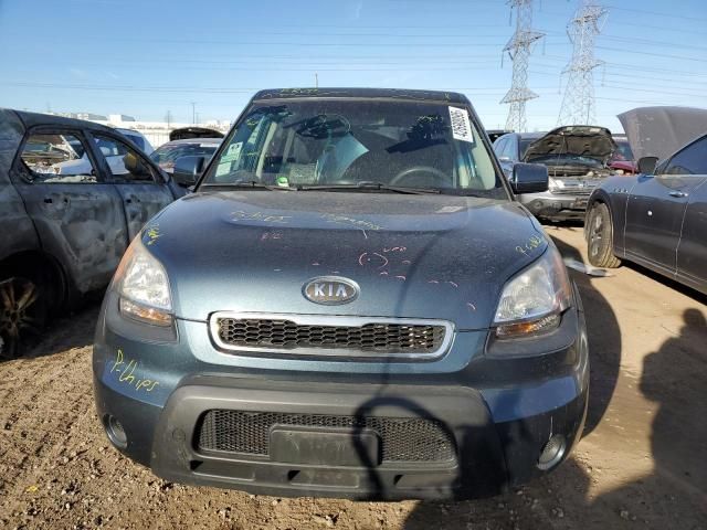 2011 KIA Soul +