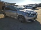 2016 Volkswagen Golf S/SE