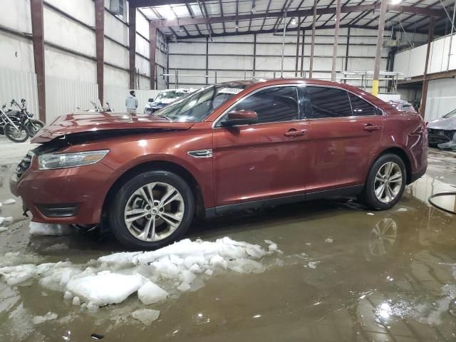 2014 Ford Taurus SEL