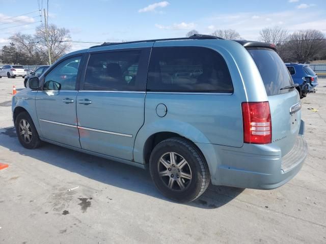 2009 Chrysler Town & Country Touring