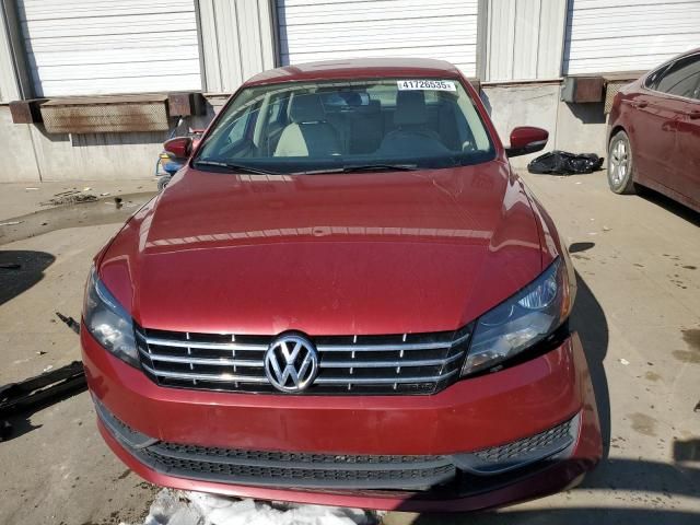 2015 Volkswagen Passat SE