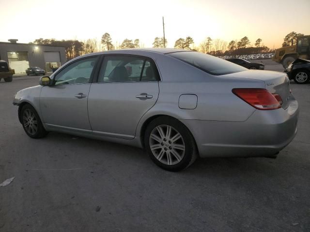 2005 Toyota Avalon XL