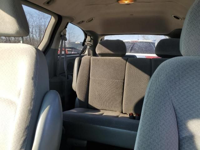 2005 Dodge Grand Caravan SE