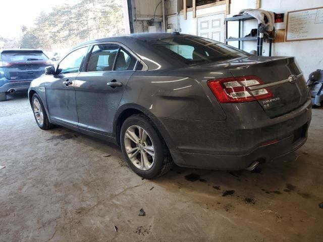 2018 Ford Taurus SEL