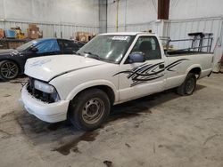 Salvage cars for sale at Milwaukee, WI auction: 2001 Chevrolet S Truck S10