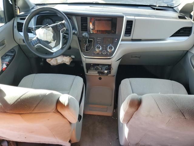 2016 Toyota Sienna