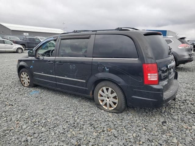 2010 Chrysler Town & Country Touring